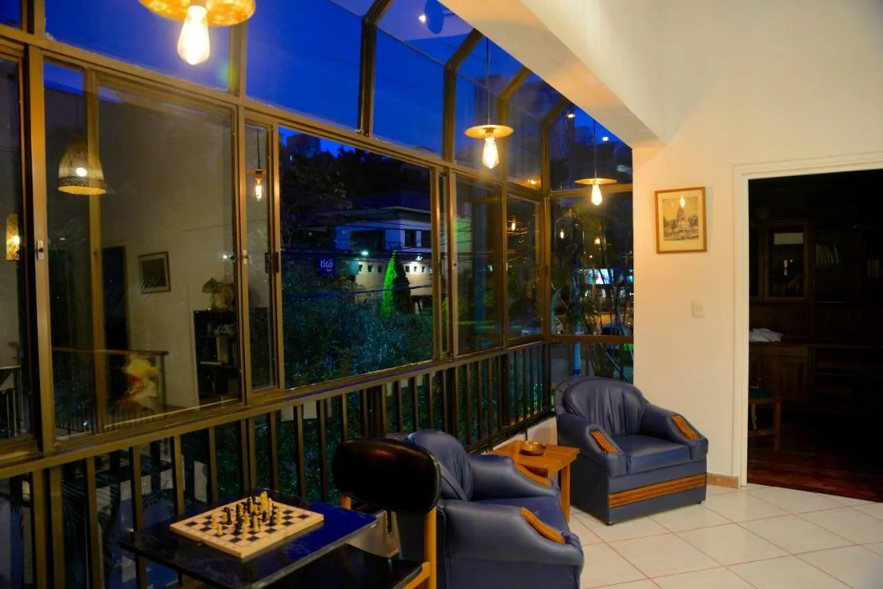 Casa Cliche Hostel Medellin